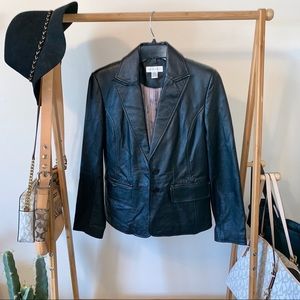 leather jacket🖤 like new